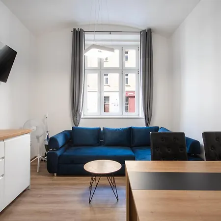 Two Bedroom With Parking Апартаменты *
