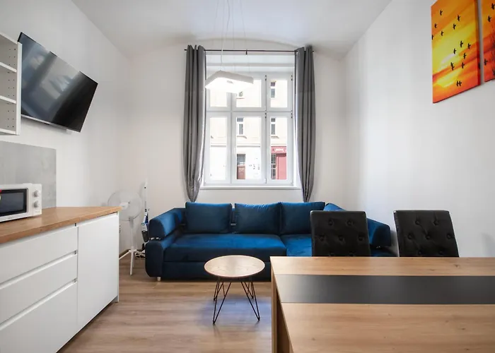 Two Bedroom With Parking Appartamento *